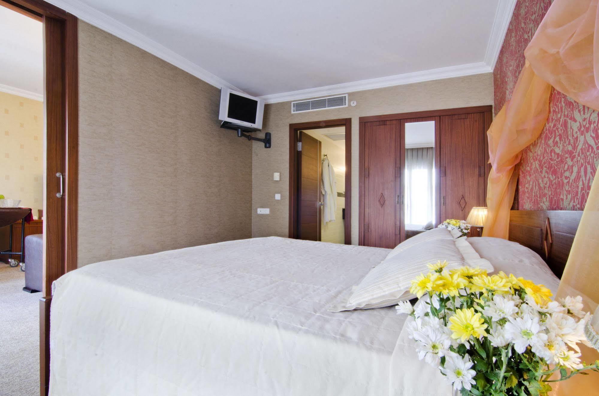 Midas Hotel Ankara Exterior photo